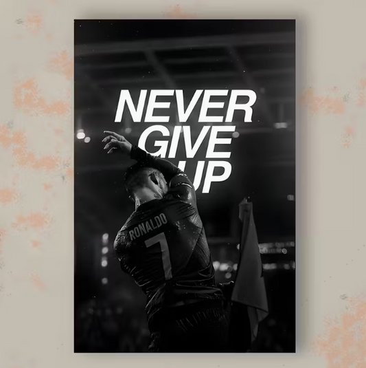 1pc Cristiano Ronaldo Never Give Up Motivational Soccer Poster - Frameless Canvas Wall Art Print, Black & White Athletic Decor for Gym, Office, Living Room - Ideal Cristiano Ronaldo Fan Gift